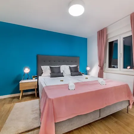 Smokva By Interhome Bibinje