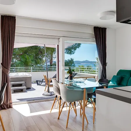 Smokva By Interhome Bibinje