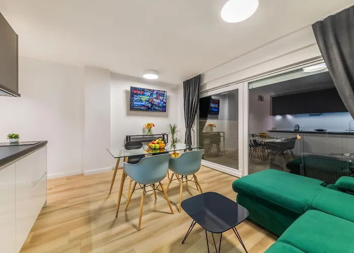 Smokva By Interhome Daire Bibinje