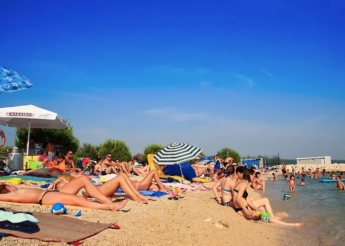 Smokva By Interhome بيبينيا